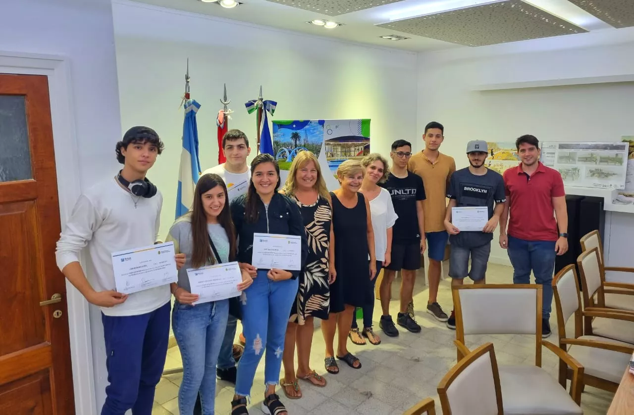 WhatsApp Image 2023-02-01 at 19.42.25 (1)