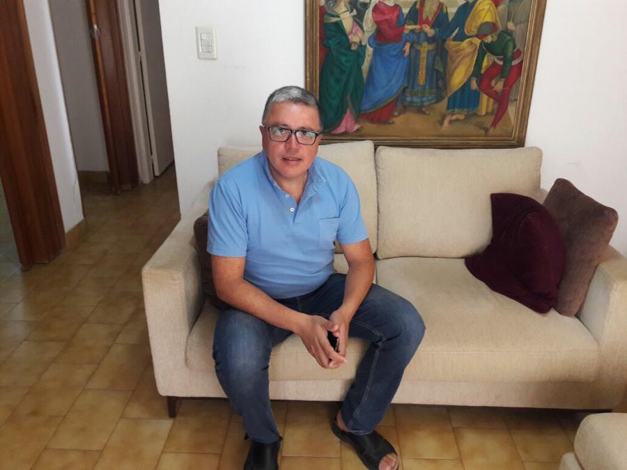 padre carlos
