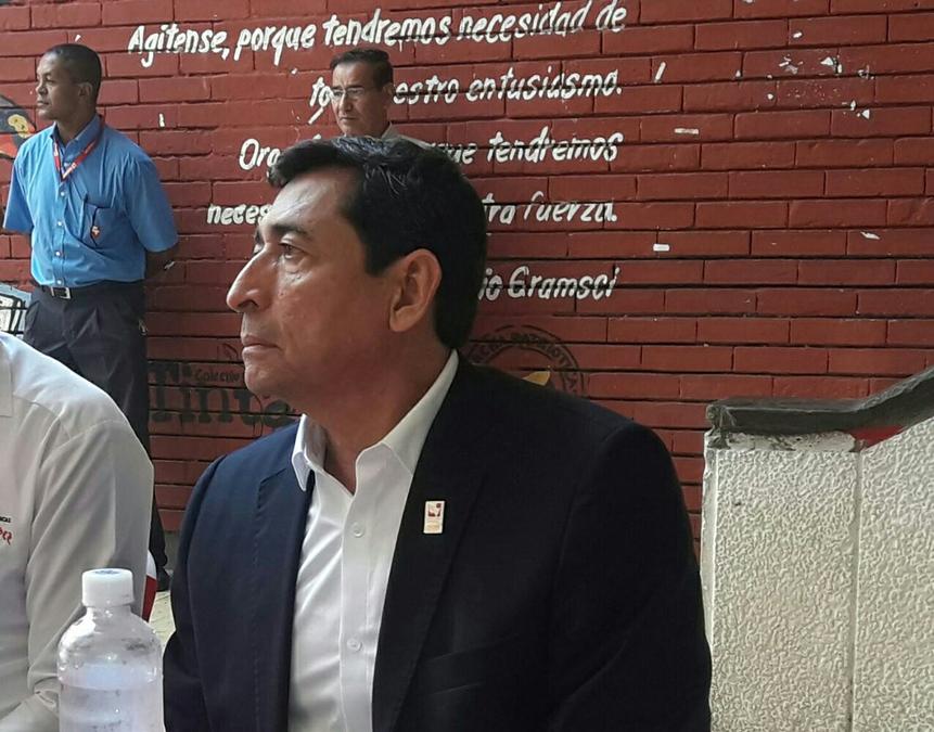 secretario de universidad
