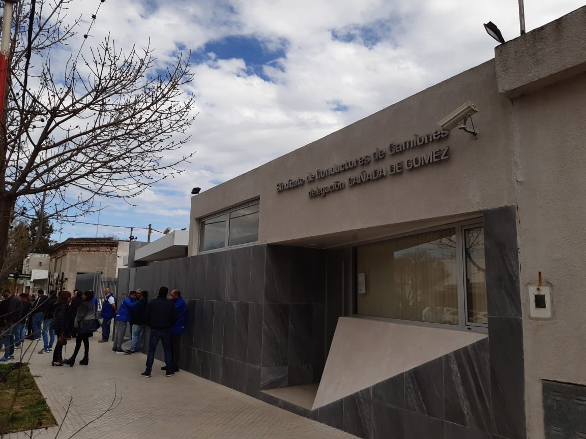 1ecf445e-72b5-4d6e-a4c5-f0b50a4b7238