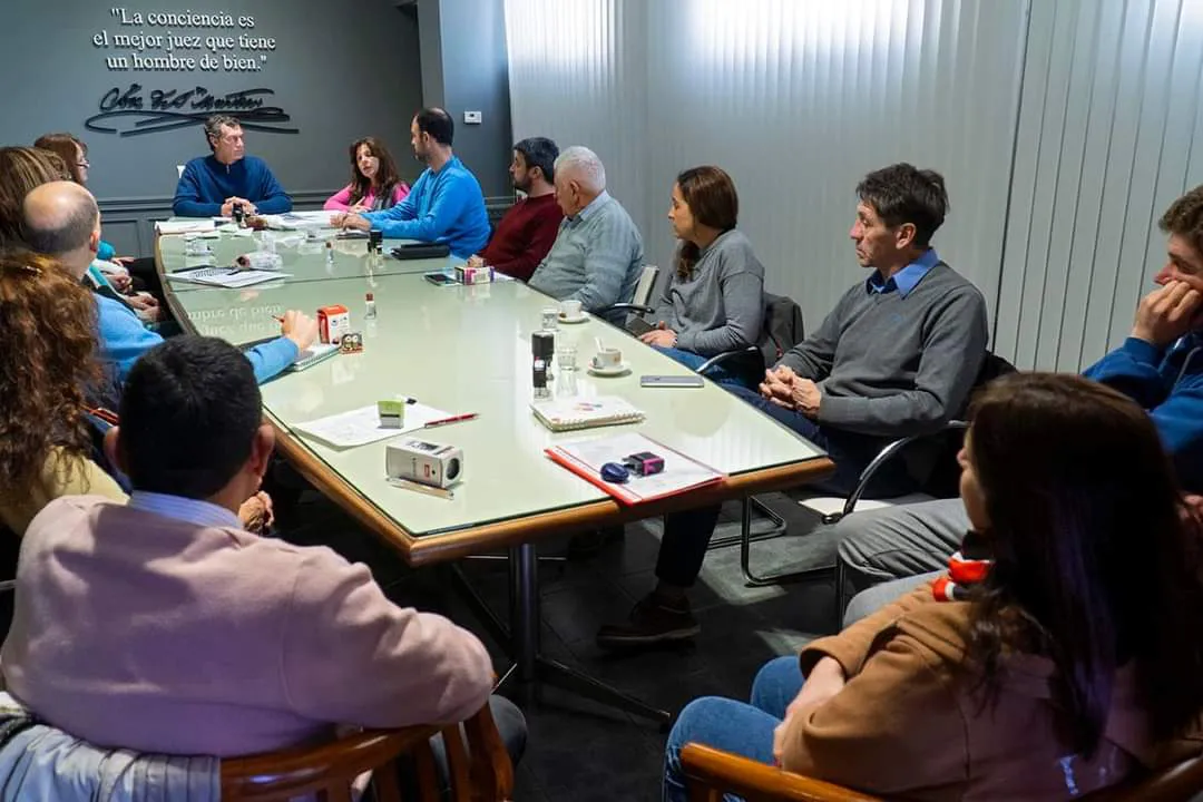 facebook_1691591472413_7095048879111253304