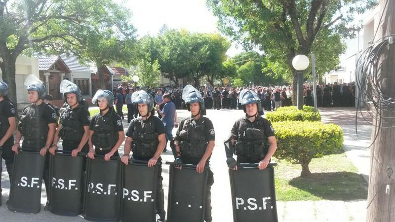 943841_959583610762617_3495525098032792014_n