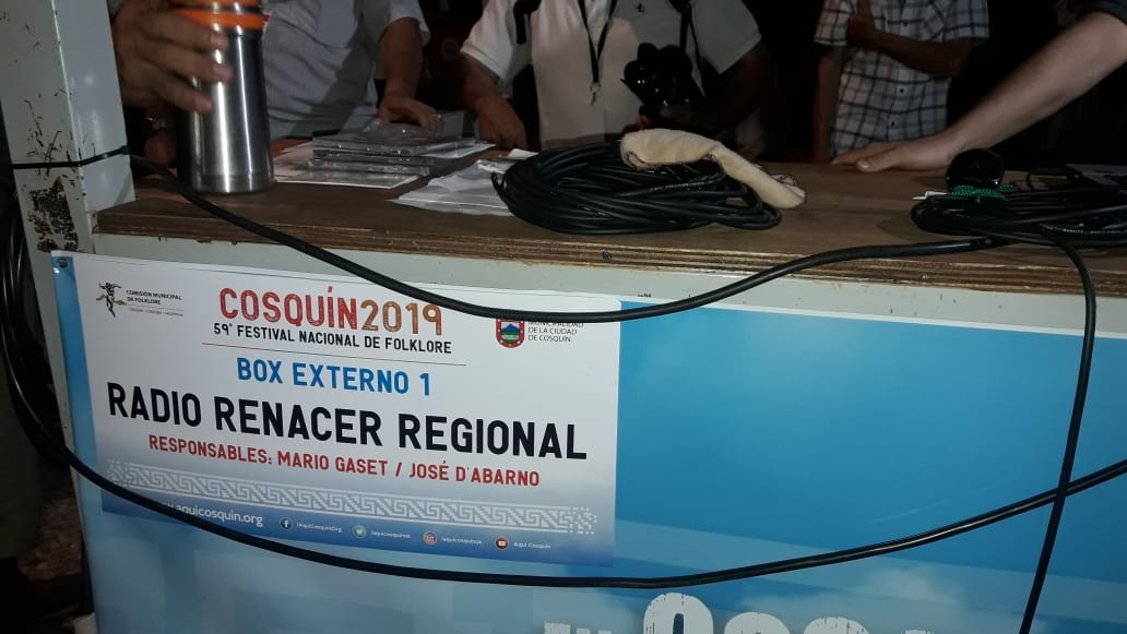 f9853f96-d187-401b-a925-7620c533bc43