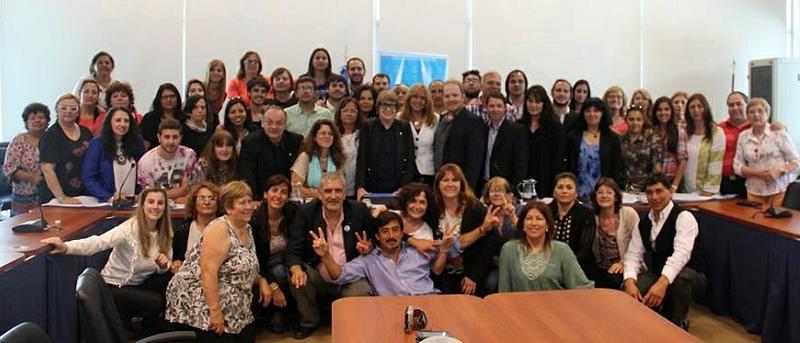 multimedia.grande.8a8846ecd4ca8e4f.7265756e696f6e2d636f6e677265736f2d746f646f735f6772616e64652e6a7067