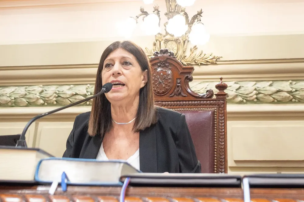 CLARA GARCIA