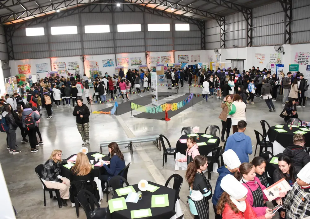 456776859_897762859046129_7258157072962895416_n