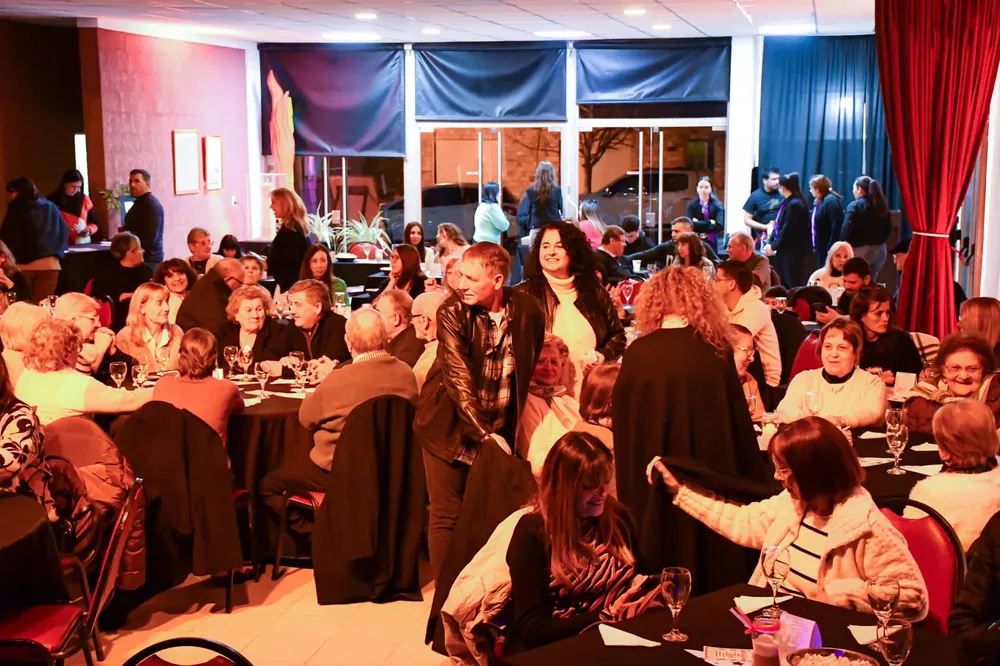 454940562_889749456514136_3431162100992922317_n