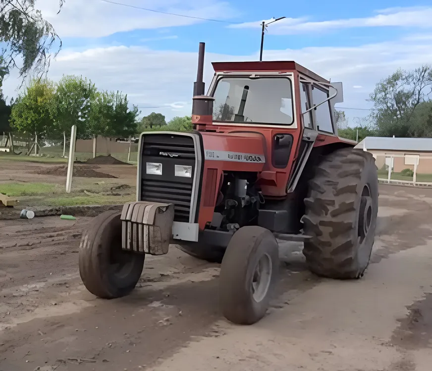 Tractor ULTRAHD4K.jpeg