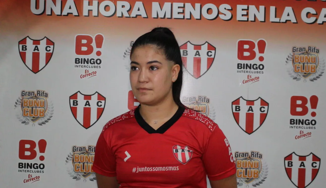 AGUSTINA SCARCELA