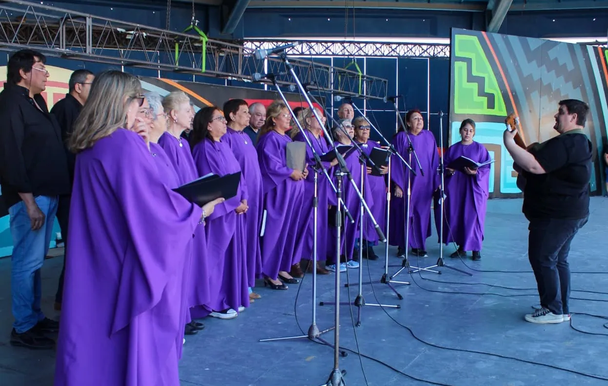 399054968_755330266637623_2107828765384664418_n (1)