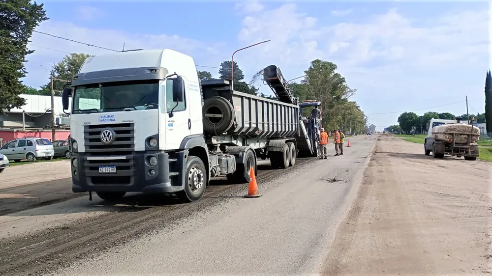 RN 178 - VIALIDAD NACIONAL CONTINUA LAS MEJORAS EN RN 178 EN LAS ROSAS -...