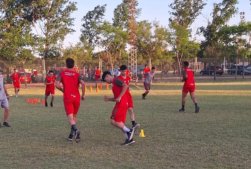 410692860_875803767888389_8886169179785656074_n (1)