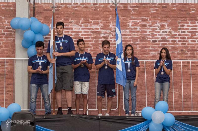 multimedia.grande.a146fe4e41ebbc46.6361612d6e7565766f732d6162616e64657261646f735f6772616e64652e6a7067