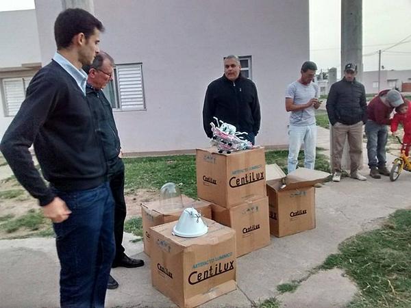 multimedia.grande.a7e42ab639577eae.706f6e7a696f2d6167757374696e2d6c756d696e61726961733136385f6772616e64652e6a7067