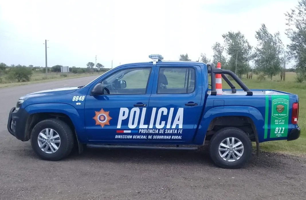 movil policia los pumas