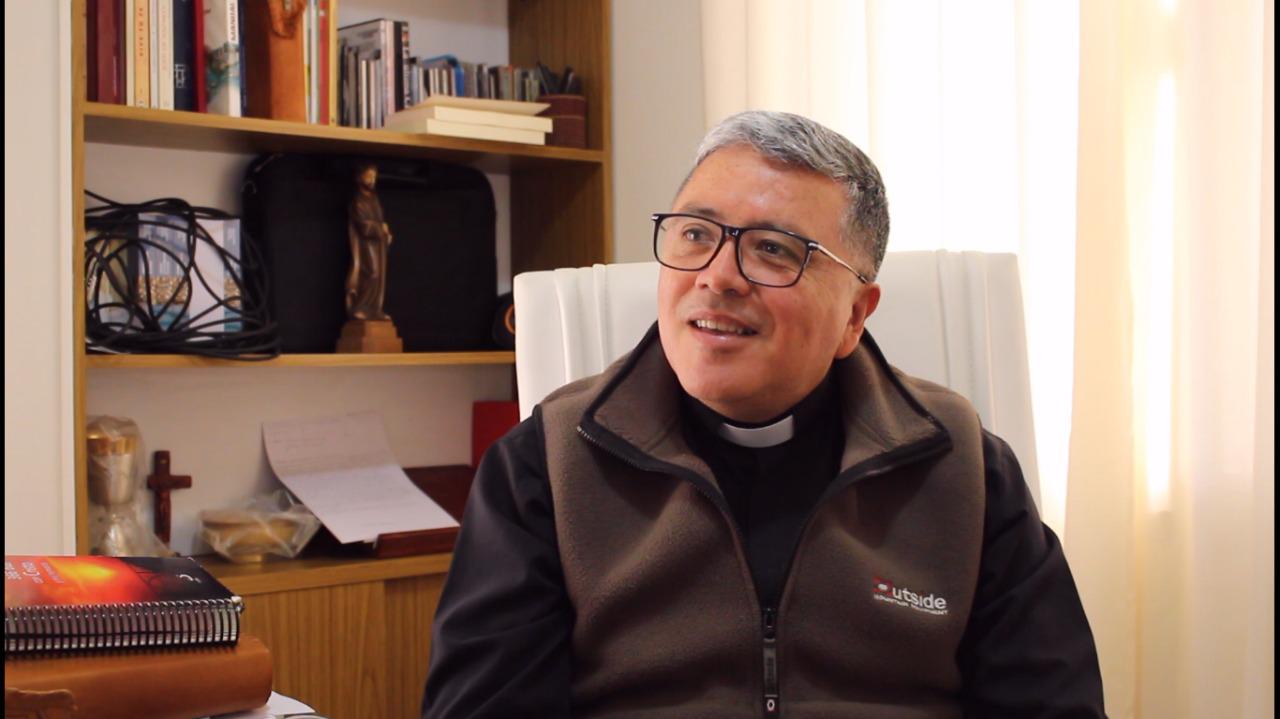 padre carlos