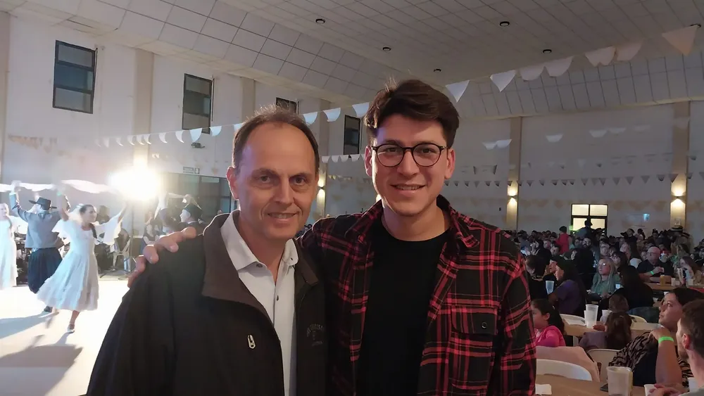 435880852_934706421998339_6362159730991938318_n